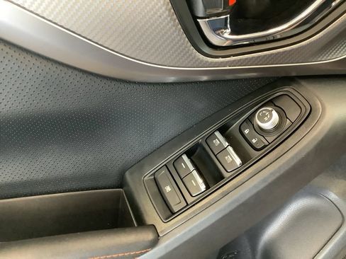 Certified 2023 Subaru Crosstrek 2.5i Limited AWD/4WD image 19