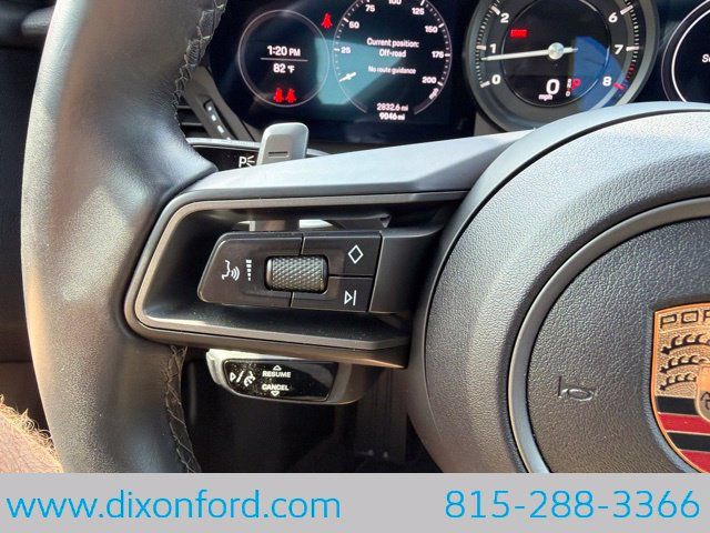 Used 2024 Porsche 911 Carrera RWD image 16