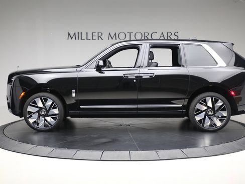 New 2026 Rolls-Royce Cullinan image 6