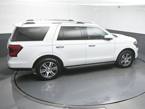Used 2024 Ford Expedition Limited image 49