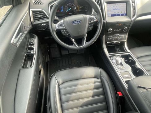 Used 2020 Ford Edge SEL w/ Convenience Package FWD image 11