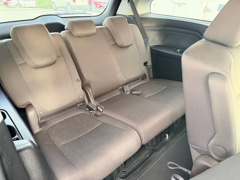 Used 2018 Honda Odyssey EX image 8