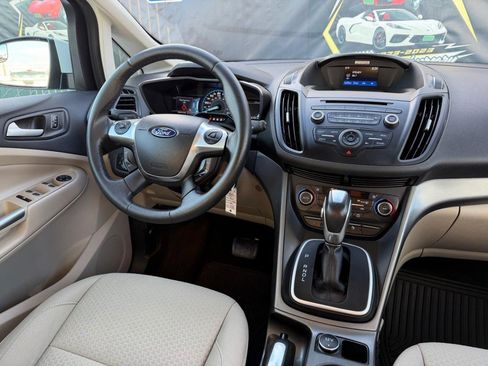 Used 2017 Ford C-MAX SE w/ Interior Protection Package image 24