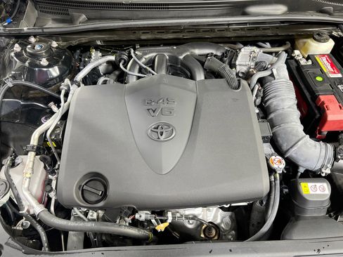 Used 2019 Toyota Avalon XLE w/ Moonroof Package image 29