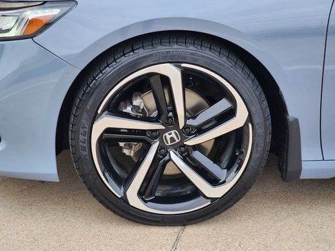 Used 2022 Honda Accord Sport image 17
