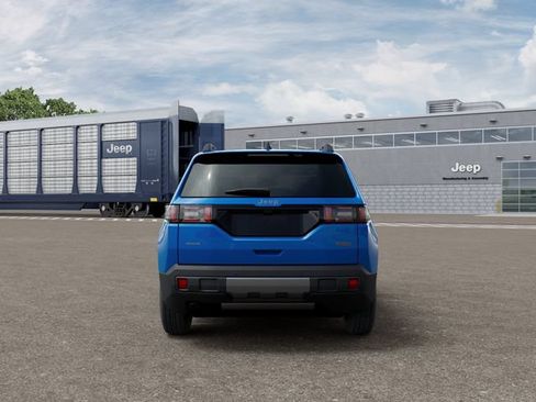New 2026 Jeep Cherokee Overland w/ Trailer Tow Group AWD/4WD image 8