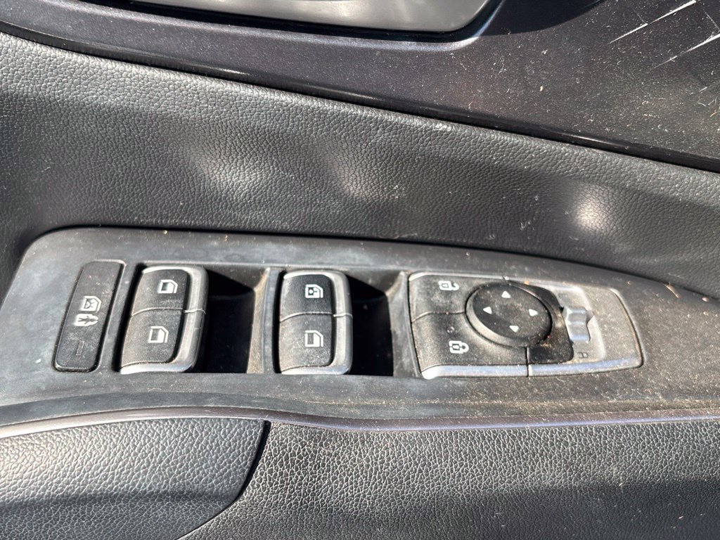 Used 2022 Kia Sorento S FWD image 8