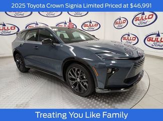 Used 2025 Toyota Crown Signia Limited video 1