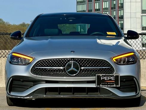 Used 2023 Mercedes-Benz C 300 4MATIC Sedan image 3