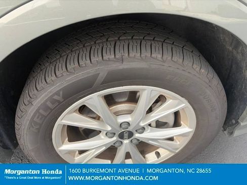 Used 2025 Audi Q3 2.0T Premium AWD/4WD image 11