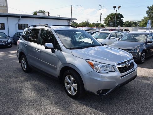 Used 2014 Subaru Forester 2.5i Touring AWD/4WD image 9