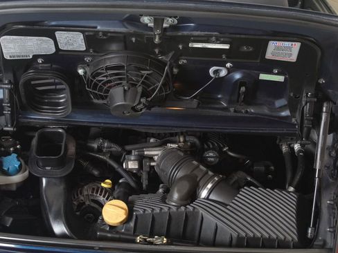 Used 1999 Porsche 911 Carrera image 8