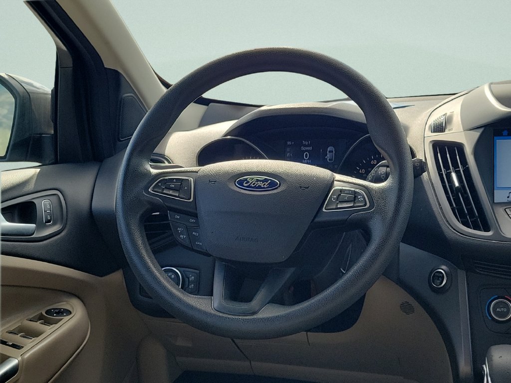 Used 2019 Ford Escape SE FWD image 12