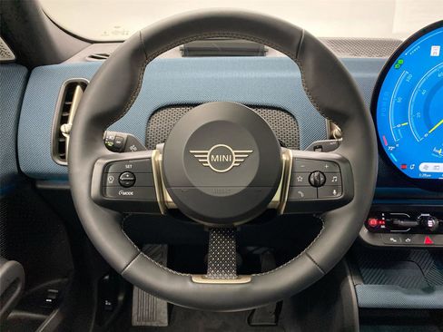 Certified 2025 MINI Cooper Countryman S w/ Comfort Package Max image 15