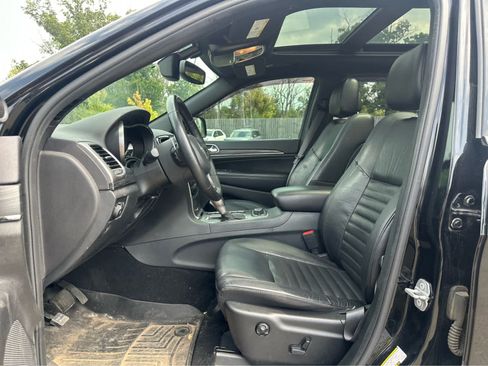 Used 2019 Jeep Grand Cherokee Limited X AWD/4WD image 9