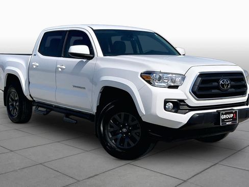 Used 2023 Toyota Tacoma SR5 RWD image 3