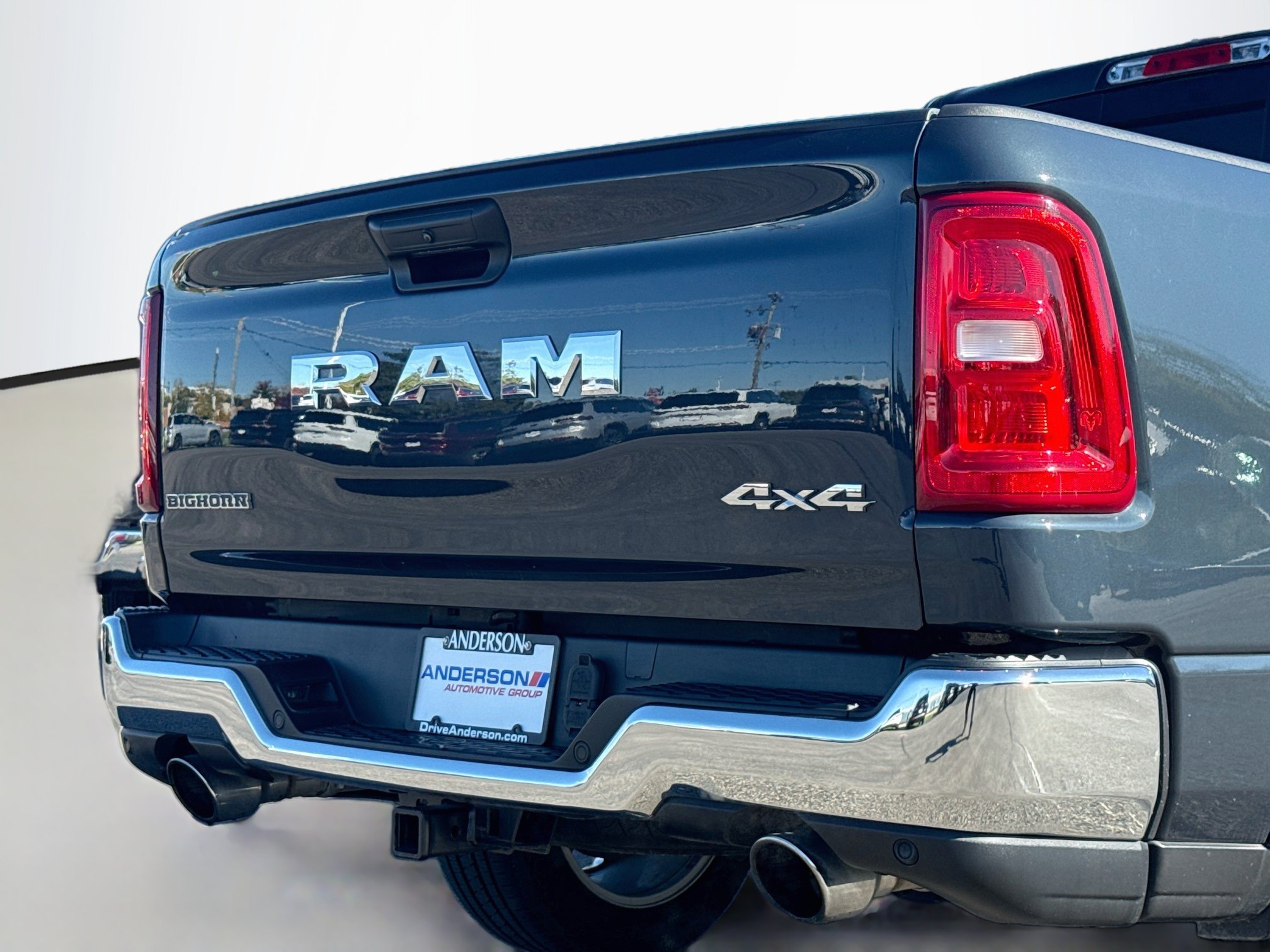 Used 2025 RAM 1500 Big Horn AWD/4WD image 6