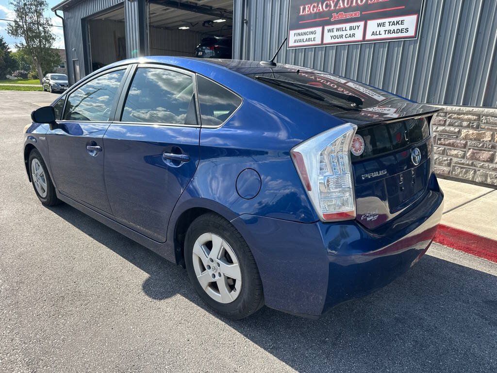 Used 2011 Toyota Prius Four FWD image 3