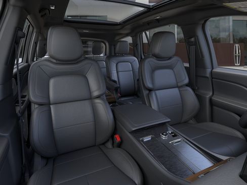 New 2025 Lincoln Aviator Reserve w/ Equipment Group 201A AWD/4WD image 10