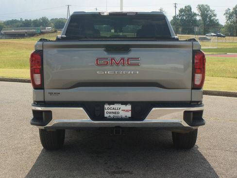 Used 2024 GMC Sierra 1500 Pro w/ Pro Value Package RWD image 3