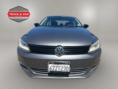 Used 2013 Volkswagen Jetta S FWD image 8