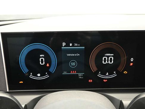 Certified 2025 Hyundai Santa Cruz SEL image 17