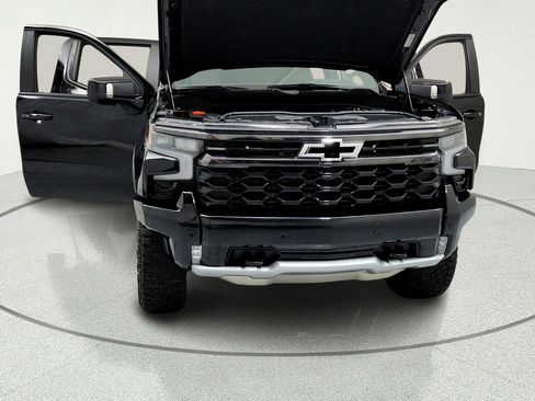 Certified 2025 Chevrolet Silverado 1500 ZR2 w/ Technology Package AWD/4WD image 15