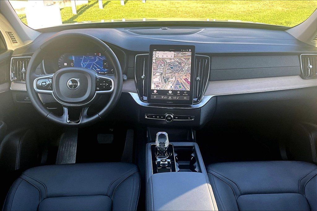 Certified 2026 Volvo XC90 B6 Plus AWD/4WD image 20