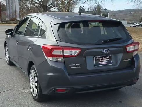 Used 2019 Subaru Impreza 2.0i w/ Eyesight image 10