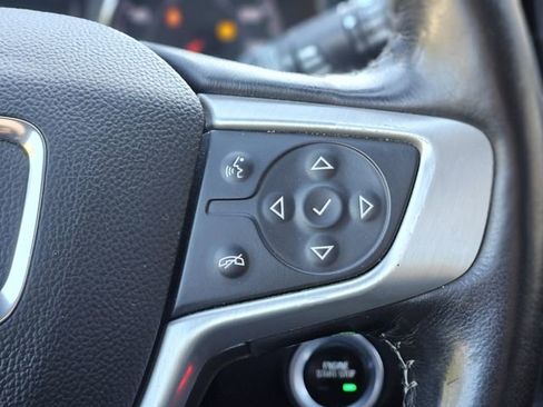 Used 2018 GMC Terrain SLT w/ Preferred Package image 18