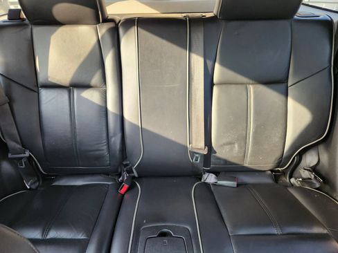 Used 2010 HUMMER H3 Luxury w/ Appearance Package AWD/4WD image 15