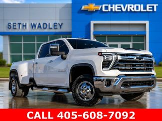 Used 2025 Chevrolet Silverado 3500 LTZ w/ LTZ Convenience Package AWD/4WD video 1