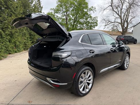 Used 2023 Buick Envision Avenir AWD/4WD image 32