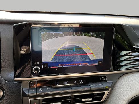 Used 2025 Toyota Camry LE FWD image 26
