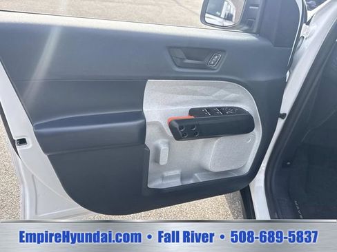 Used 2024 Ford Maverick XLT w/ Equipment Group 300A Standard AWD/4WD image 18