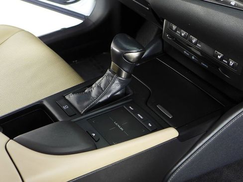 Used 2020 Lexus ES 350 w/ Premium Package FWD image 15