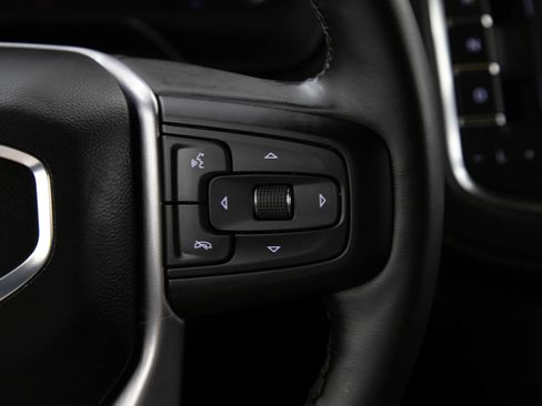 Used 2024 GMC Yukon SLT w/ SLT Luxury Package AWD/4WD image 27