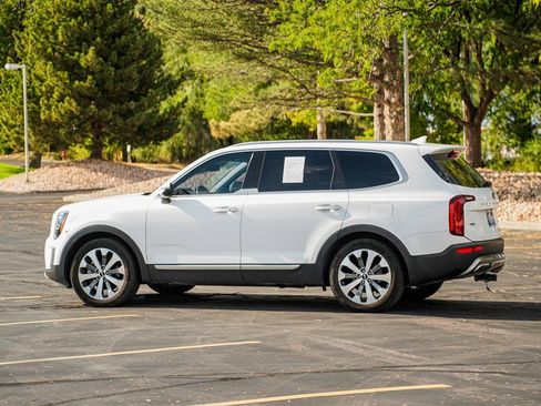 Used 2020 Kia Telluride S w/ S 8 Passenger Seating Package image 7
