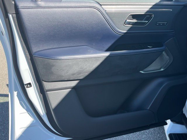 New 2027 INFINITI QX80 Sensory AWD/4WD image 9