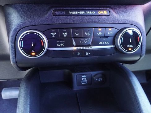 Used 2025 Ford Escape ST-Line w/ Equipment Group 301A FWD image 19