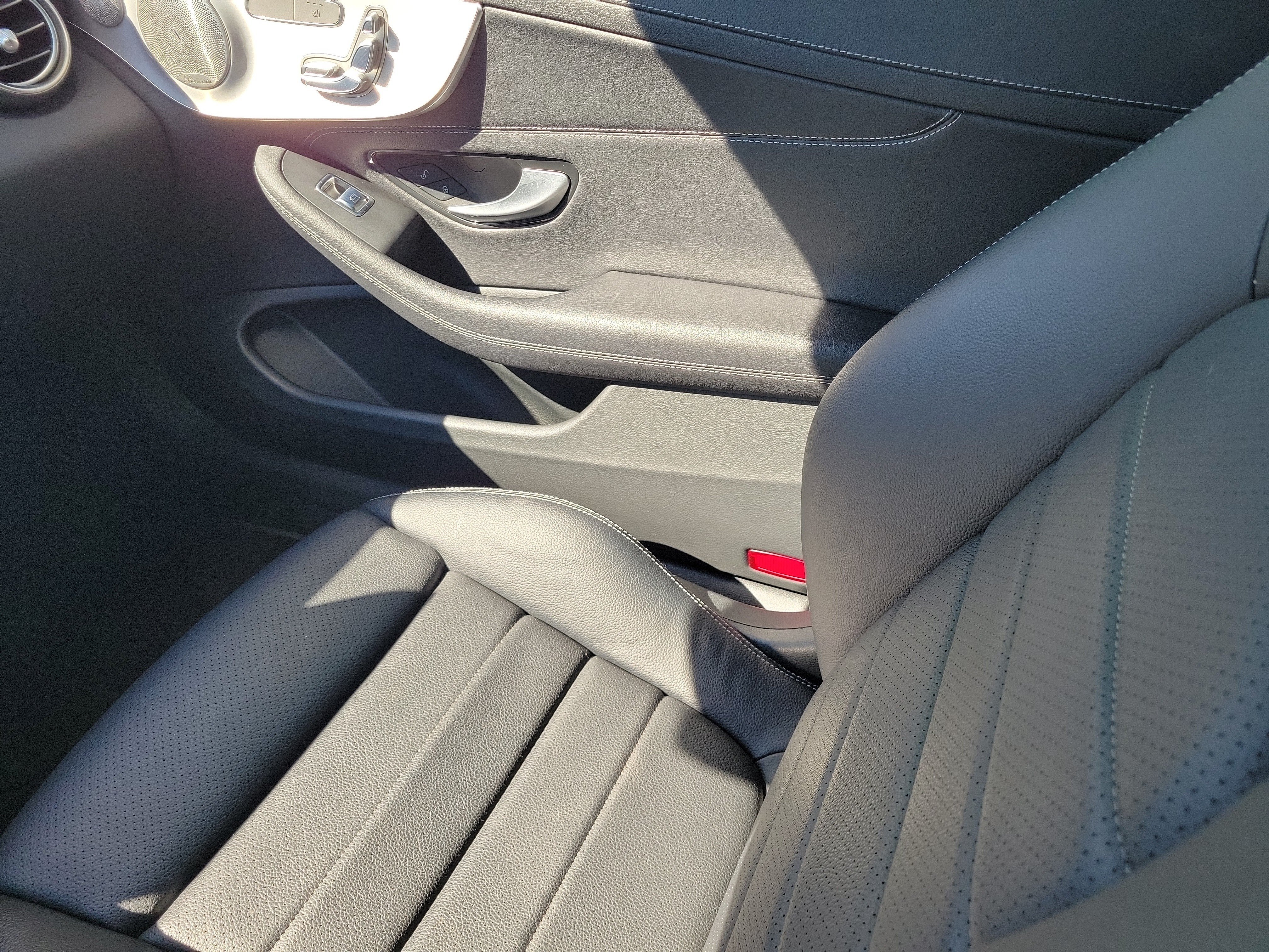 Used 2022 Mercedes-Benz C 300 Coupe image 19