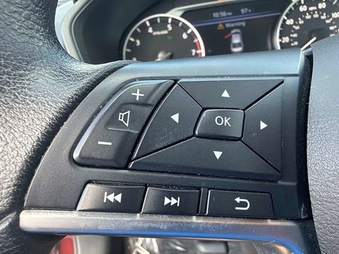Used 2025 Nissan Altima 2.5 SV FWD image 23