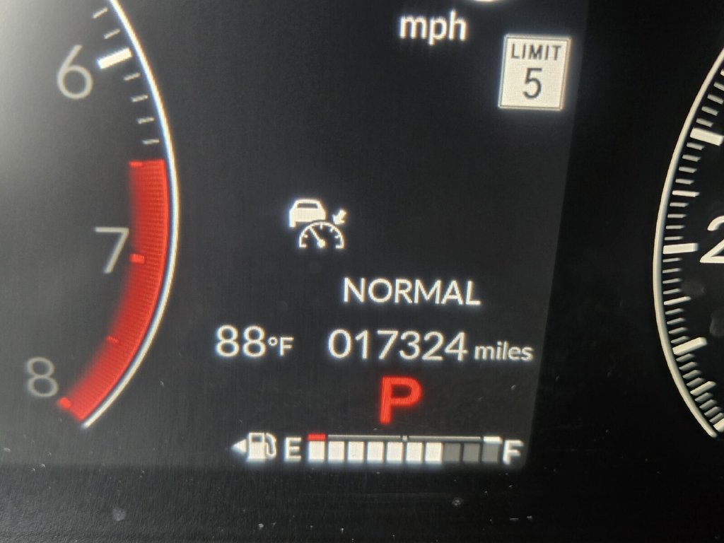 Certified 2025 Honda Pilot Touring image 25
