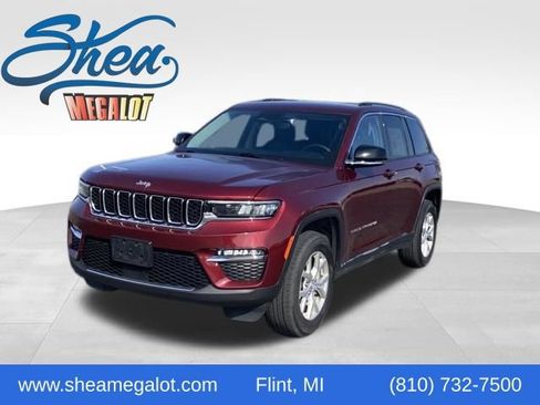 Used 2023 Jeep Grand Cherokee Limited image 1