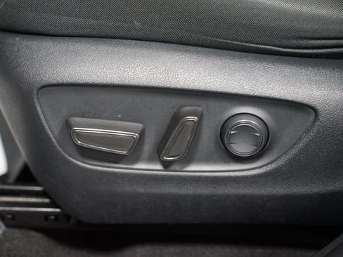 Used 2023 Toyota RAV4 XLE FWD image 33