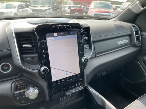 Used 2023 RAM 1500 Laramie AWD/4WD image 11