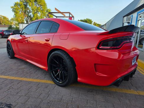 Used 2017 Dodge Charger SRT Hellcat w/ Harman/Kardon Audio Group RWD image 9