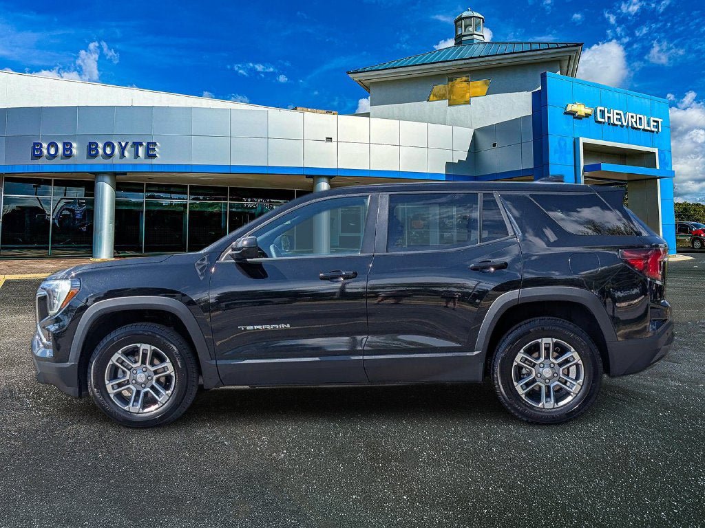 Used 2026 GMC Terrain Elevation AWD/4WD image 8
