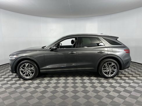 Used 2022 Genesis GV70 2.5T w/ Advanced Package image 8