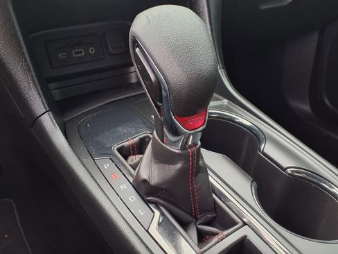 Used 2024 Chevrolet Equinox RS FWD image 9